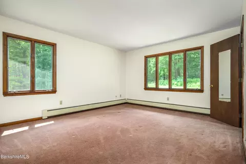 Bedroom - 2467 Hancock Rd, Hancock, MA 01237 photo 4 of 5