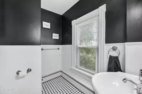 90 E Hoosac St, Adams, MA 01220 photo 17