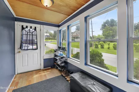 90 E Hoosac St, Adams, MA 01220 photo 4