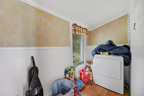 90 E Hoosac St, Adams, MA 01220 photo 19
