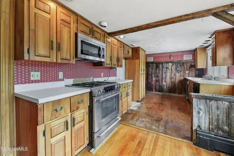 66 Main Rd, Tyringham, MA 01264 photo 12