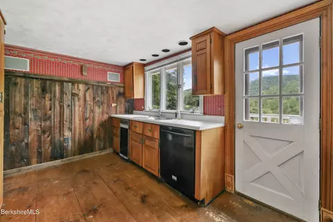 66 Main Rd, Tyringham, MA 01264 photo 15