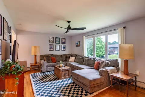 18 Greenings Ave, Pittsfield, MA 01201