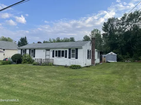 235 Robinson Rd, Hinsdale, MA 01235
