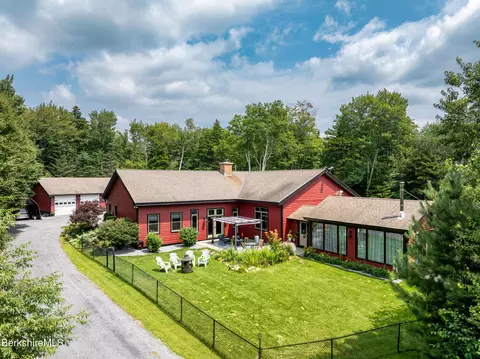 83 N Rd, Monroe, MA 01350 photo 7