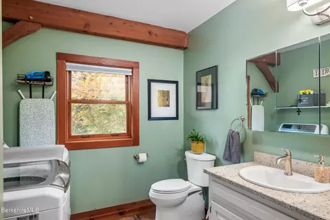 83 N Rd, Monroe, MA 01350 photo 16