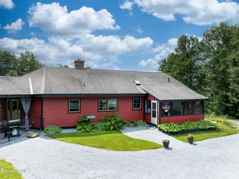 83 N Rd, Monroe, MA 01350 photo 4