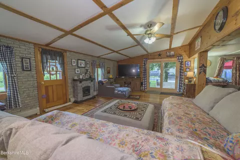 65 E Mountain Rd, Adams, MA 01220 photo 9