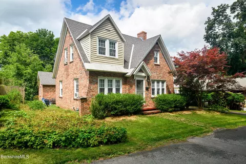 21 W End Ter, North Adams, MA 01247