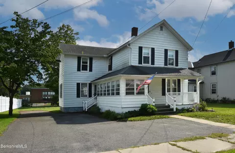 110 Ashuelot St, Dalton, MA 01226