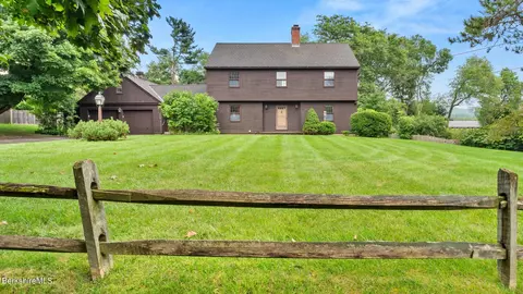 139 Ann Dr, Pittsfield, MA 01201