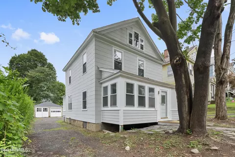 121 Plunkett St, Pittsfield, MA 01201