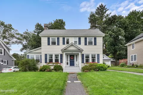 22 Revere Pkwy, Pittsfield, MA 01201