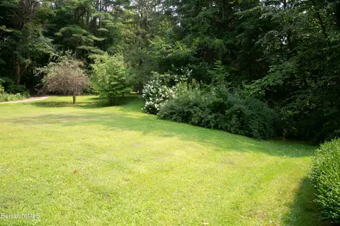 Exterior - 142 Main Rd, Monterey, MA 01245 photo 6 of 7