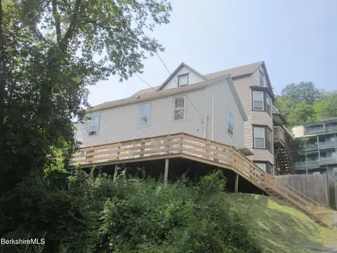 3 Francis St # R, North Adams, MA 01247