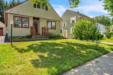 8 Marian Ave, Pittsfield, MA 01201