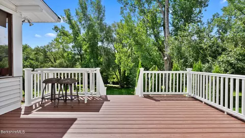 92 Brookside Dr, Pittsfield, MA 01201 photo 47