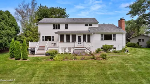 92 Brookside Dr, Pittsfield, MA 01201 photo 5