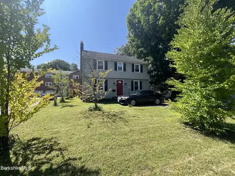 74 E Housatonic St, Pittsfield, MA 01201