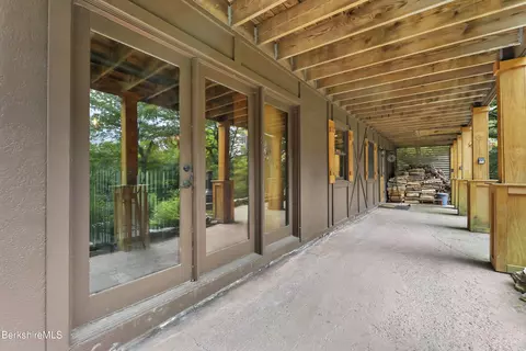 31 Moores Rd, Florida, MA 01247 photo 7