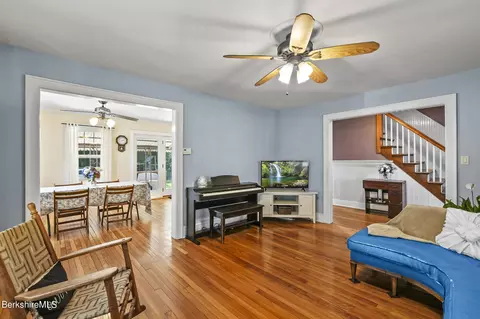 97 Bay State Rd, Pittsfield, MA 01201 photo 10