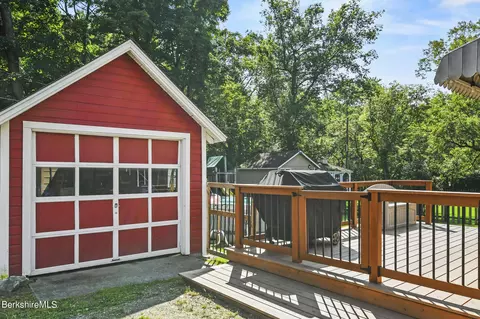 97 Bay State Rd, Pittsfield, MA 01201 photo 29