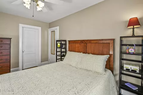 97 Bay State Rd, Pittsfield, MA 01201 photo 17