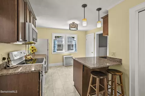 97 Bay State Rd, Pittsfield, MA 01201 photo 15