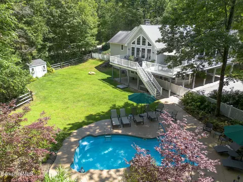 372 Deer Run, Sandisfield, MA 01255