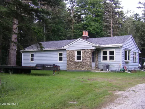 70 Mohawk Trl, Florida, MA 01247