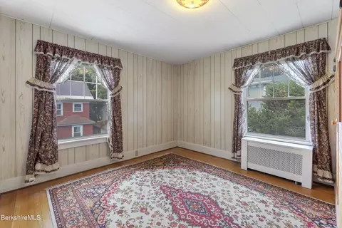 Bedroom - 75 Pomeroy Ave, Pittsfield, MA 01201 photo 7 of 11