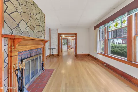 Living - 75 Pomeroy Ave, Pittsfield, MA 01201 photo 4 of 4