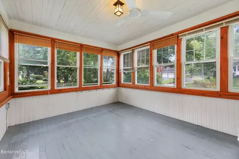Exterior - 75 Pomeroy Ave, Pittsfield, MA 01201 photo 6 of 9