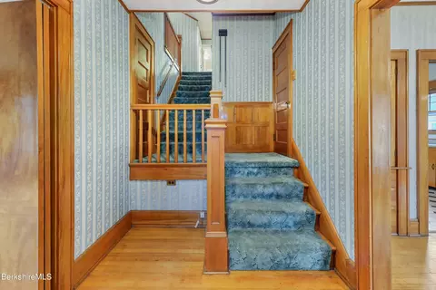 Entry Way - 75 Pomeroy Ave, Pittsfield, MA 01201 photo 2 of 3