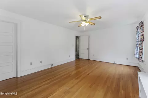Bedroom - 75 Pomeroy Ave, Pittsfield, MA 01201 photo 6 of 11