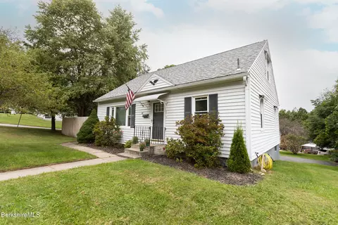 72 Gale Ave, Pittsfield, MA 01201
