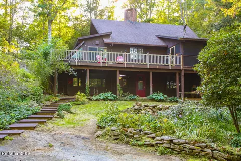 201 N Main St, Sandisfield, MA 01255