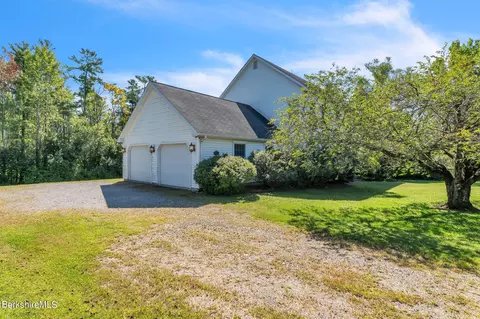 125 Mountain View Ter, Lee, MA 01238 photo 4