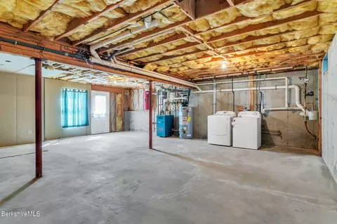 125 Mountain View Ter, Lee, MA 01238 photo 39