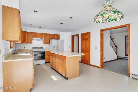 125 Mountain View Ter, Lee, MA 01238 photo 5