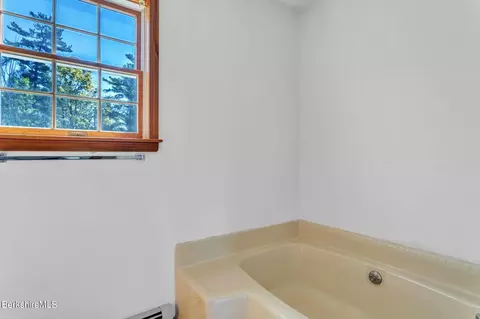 125 Mountain View Ter, Lee, MA 01238 photo 28