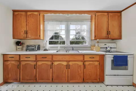 Kitchen - 25 David Ave, Lee, MA 01238 photo 1 of 2