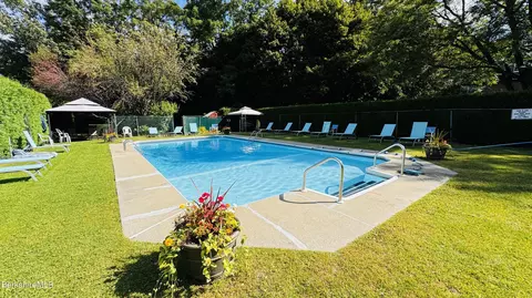 260 Pittsfield Rd #BUILDING C  10, Lenox, MA 01240