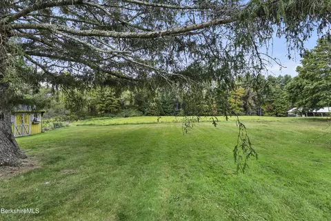 175-177 Laurel St, Lee, MA 01238 photo 61