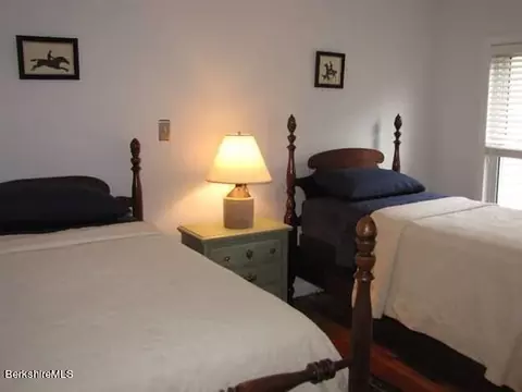 175-177 Laurel St, Lee, MA 01238 photo 24