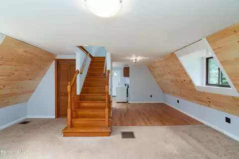 Living - 54 Schultz Rd, Washington, MA 01223 photo 3 of 3