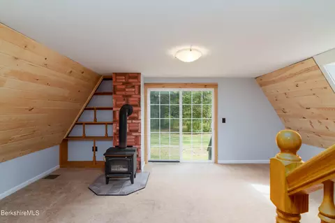 Living - 54 Schultz Rd, Washington, MA 01223 photo 1 of 3