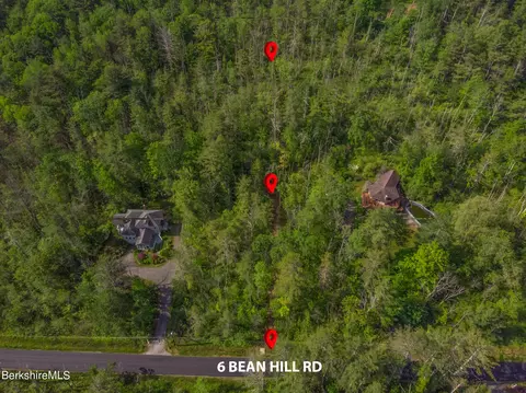 6 Bean Hill Rd, Stockbridge, MA 01262