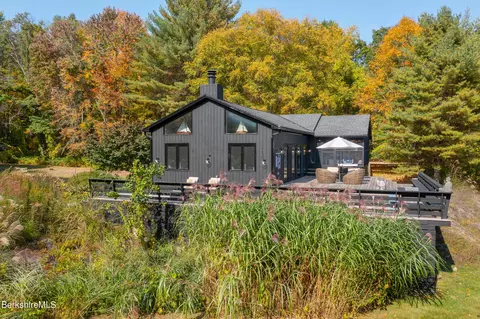 92 Jug End Rd, Great Barrington, MA 01230