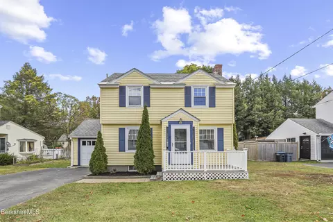 57 Egremont Ave, Pittsfield, MA 01201